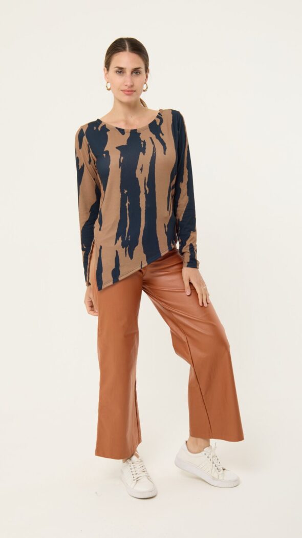 Remera ML corte diagonal - Imagen 5